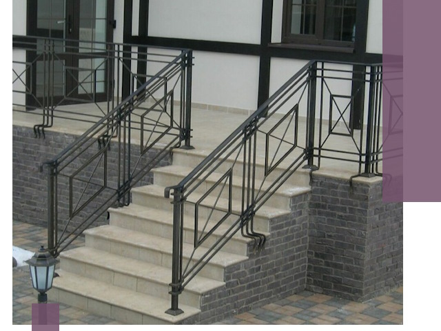 Перила для крыльца в Фурманове — монтаж, изготовление и установка