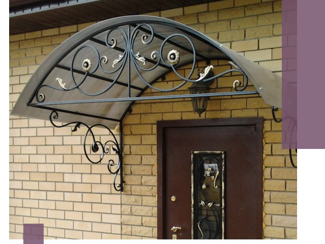 Изготовление козырьков из металла под ключ в Фурманове